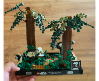 LEGO Star Wars Diorama: Pościg na ścigaczu przez Endor™ 75353 - Filip