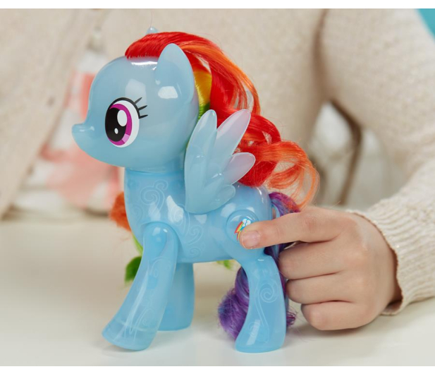 My Little Pony Świecące Kopytka Rainbow Dash - 399088 - zdjęcie 4