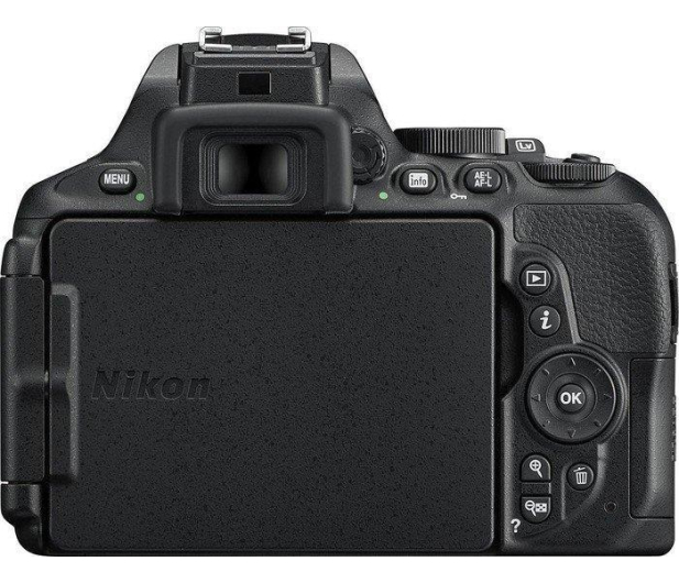 Nikon D5600 + AF-S 18-140mm VR - 524325 - zdjęcie 4