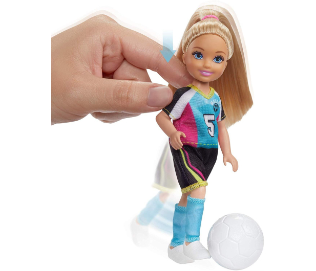 Barbie Chelsea Boisko do piłki nożnej Zestaw - 539302 - zdjęcie 2