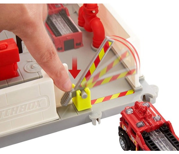 Mattel Matchbox Prawdziwe Przygody Remiza strażacka - 1016534 - zdjęcie 4