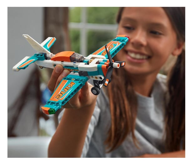 LEGO Technic 42117 Samolot wyścigowy - 1012731 - zdjęcie 3