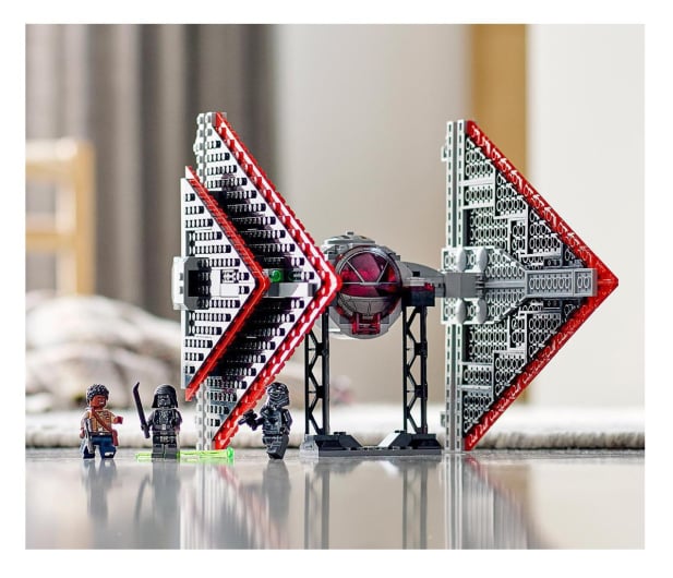 LEGO Star Wars 75272 Myśliwiec TIE Sithów - 532553 - zdjęcie 2