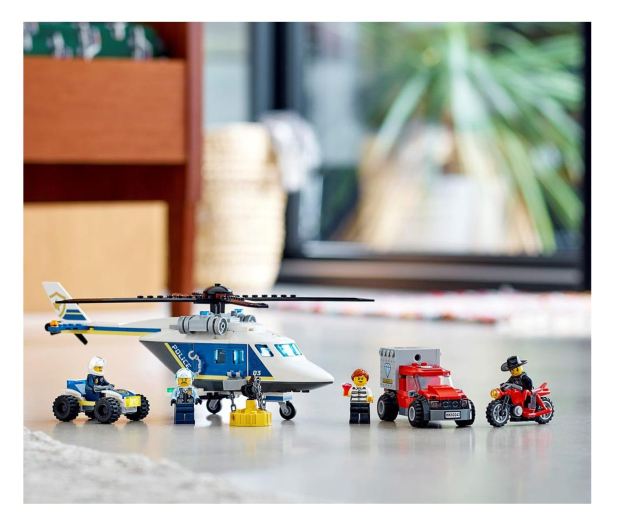 LEGO City 60243 Pościg helikopterem policyjnym - 532599 - zdjęcie 3
