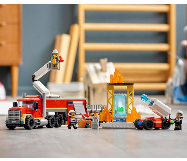 LEGO City 60282 Strażacka jednostka dowodzenia - 1013030 - zdjęcie 4