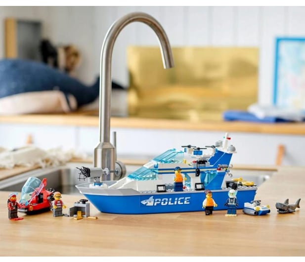 LEGO City 60277 Policyjna łódź patrolowa - 1013032 - zdjęcie 3