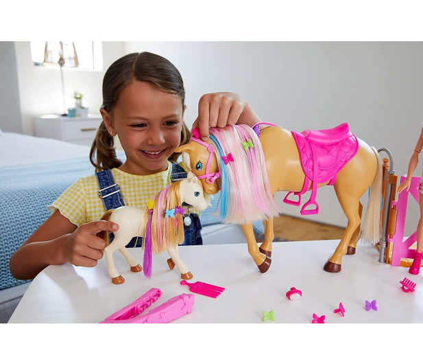Barbie Koniki Stylizacja i opieka Zestaw Lalka + konie i akcesoria - 1023506 - zdjęcie 3
