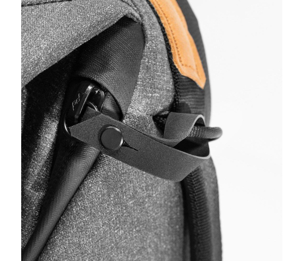 Peak Design Everyday Backpack 20L v2 - Charcoal - 1091624 - zdjęcie 5
