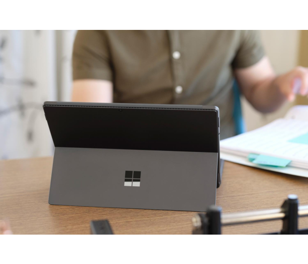 Microsoft Surface Pro 8 i5/16GB/256GB/Win11 (Grafitowy) - 715245 - zdjęcie 4