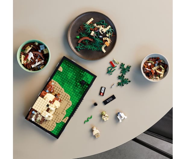 LEGO Star Wars™ 75330 Diorama: Szkolenie Jedi™ na Dagobah™ - 1037692 - zdjęcie 3