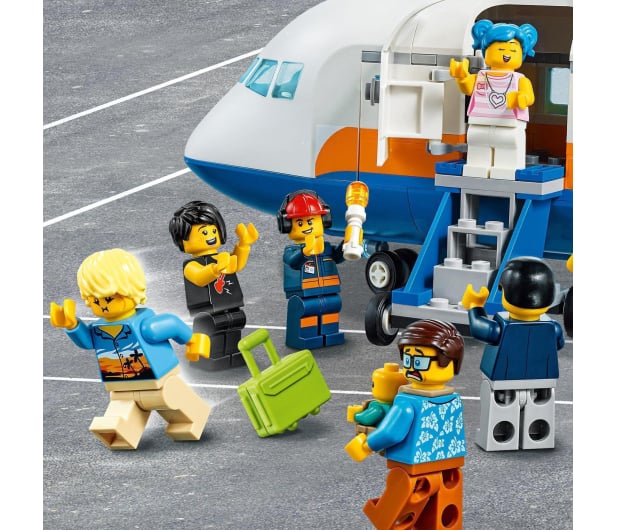 LEGO City 60262 Samolot pasażerski - 562757 - zdjęcie 8
