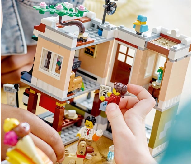 LEGO Creator 31131 Sklep z kluskami w śródmieściu - 1042842 - zdjęcie 4