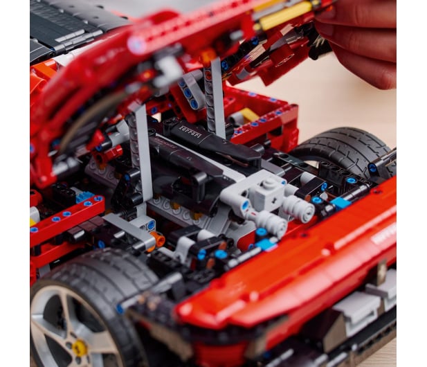 LEGO Technic 42143 Ferrari Daytona SP3 - 1056683 - zdjęcie 6