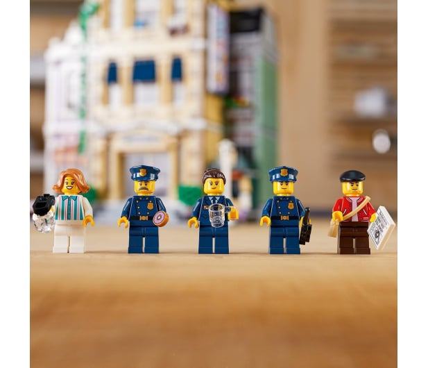 LEGO Creator 10278 Posterunek policji - 1015300 - zdjęcie 6