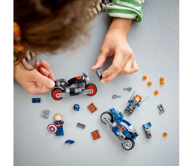 LEGO Marvel 76260 Motocykle Czarnej Wdowy i Kapitana Ameryki - 1144501 - zdjęcie 15