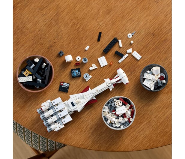 LEGO Star Wars 75376 Tantive IV™ - 1220602 - zdjęcie 12