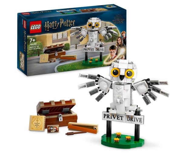 LEGO Harry Potter 76425 Hedwiga™ z wizytą na ul. Privet Drive 4 - 1220619 - zdjęcie 2