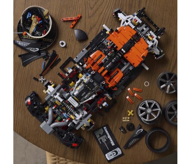 LEGO Technic 42232 Koenigsegg Sadair's Spear Megacar - 1577949 - zdjęcie 4