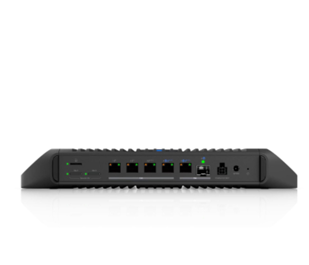 Ubiquiti UCG-Industrial (270W) Kontroler 10 GbE UniFi Cloud Gateway - 1573930 - zdjęcie 4
