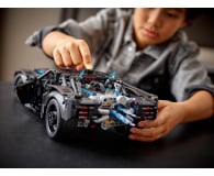 LEGO Technic 42127 THE BATMAN-BATMOBILE - 1030808 - zdjęcie 3