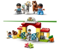 LEGO DUPLO 10951 Stadnina i kucyki - 1015567 - zdjęcie 4