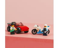 LEGO City 60392 Motocykl policyjny – pościg za samochodem - 1091248 - zdjęcie 6