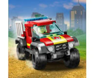 LEGO City 60393 Wóz strażacki 4x4 - misja ratunkowa - 1091249 - zdjęcie 5