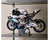 LEGO Technic™ 42130 BMW M 1000 RR V29 - 1035519 - zdjęcie 5