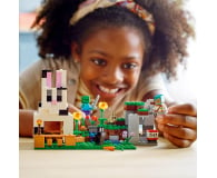 LEGO Minecraft® 21181 Królicza farma - 1032168 - zdjęcie 3