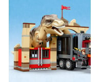 LEGO Jurassic World 76948 Ucieczka tyranozaura i atrociraptora - 1037688 - zdjęcie 6
