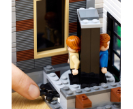 LEGO Creator 10291 Queer Eye- Mieszkanie Fab Five - 1026668 - zdjęcie 8