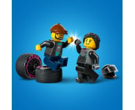 LEGO City 60406 Samochód wyścigowy i laweta - 1202680 - zdjęcie 11
