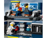 LEGO City 60418 Policyjna ciężarówka z laboratorium kryminalnym - 1203601 - zdjęcie 9