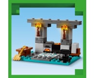 LEGO Minecraft 21252 Zbrojownia - 1202307 - zdjęcie 8