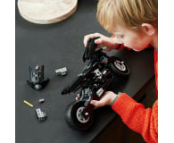 LEGO Technic 42155 BATMAN – BATMOTOR™ - 1091324 - zdjęcie 2
